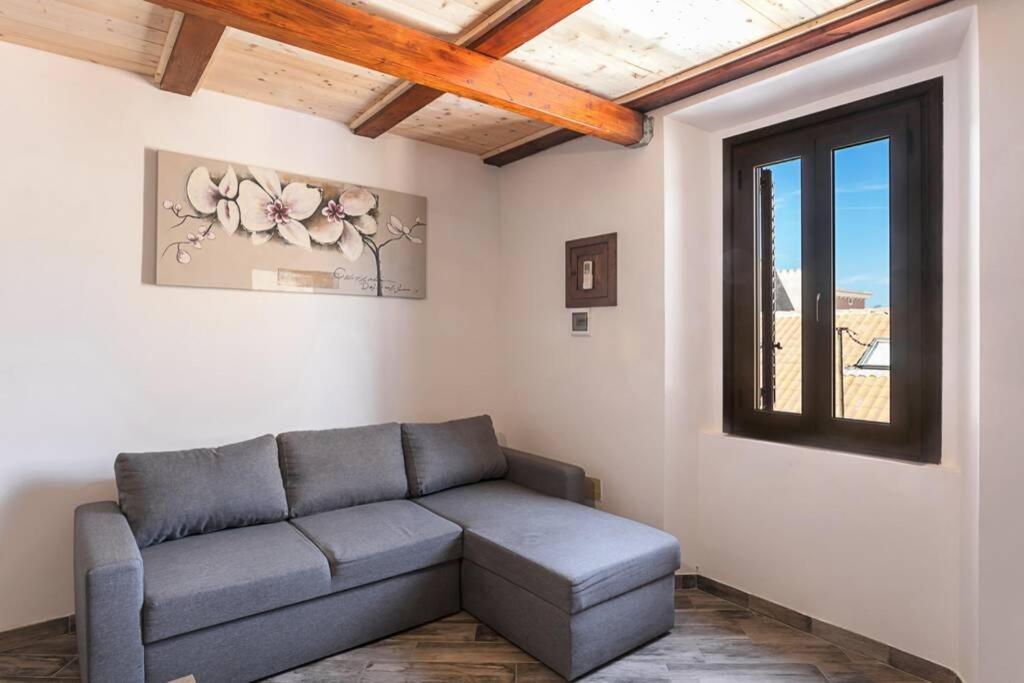Roman Ruins - Elegant Apartment أولبيا المظهر الخارجي الصورة